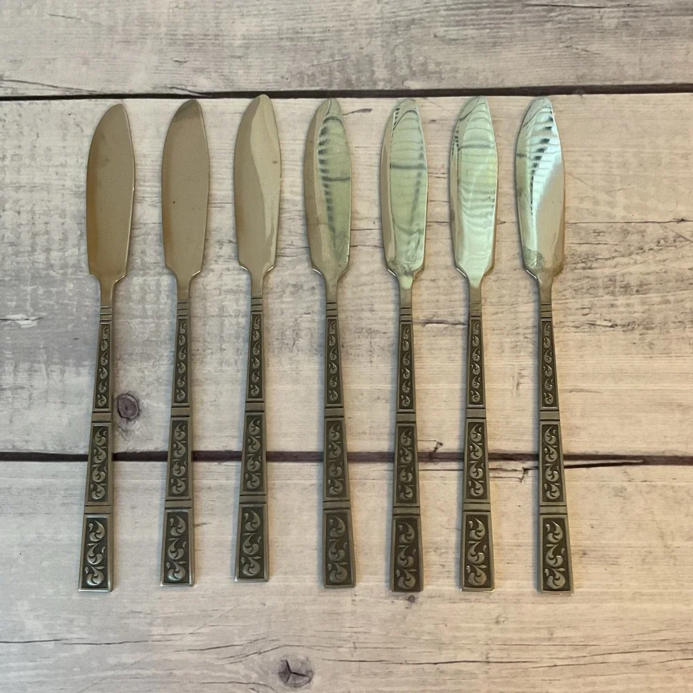 Riviera RIF4 Stainless Flatware Japan Set Of 7 Flat Butter Knives MCM Vintage